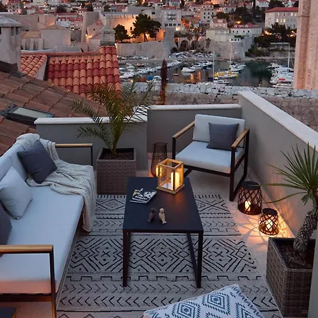 Villa Inside The Old Town With Private Terrace And Floor Heating