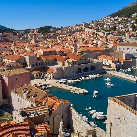 Inside The Old Town With Private Terrace And Floor Heating Дубровник