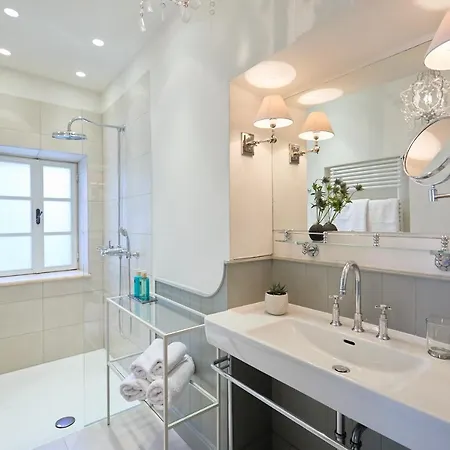 Вилла Inside The Old Town With Private Terrace And Floor Heating *