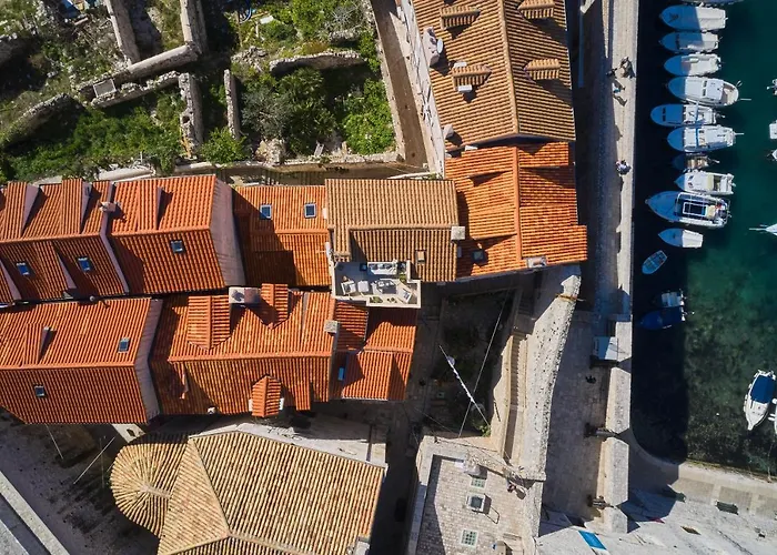 Villa Inside The Old Town With Private Terrace And Floor Heating